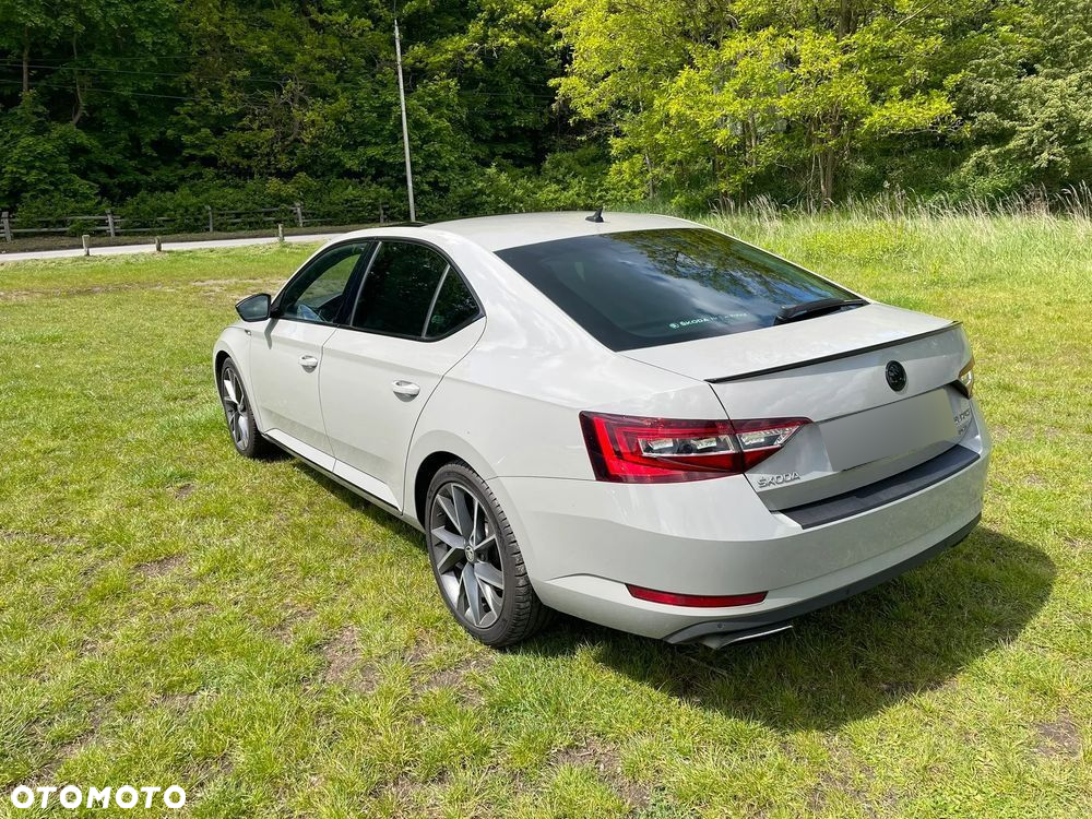 Skoda Superb 2.0 TSI 4x4 Sportline DSG - 6