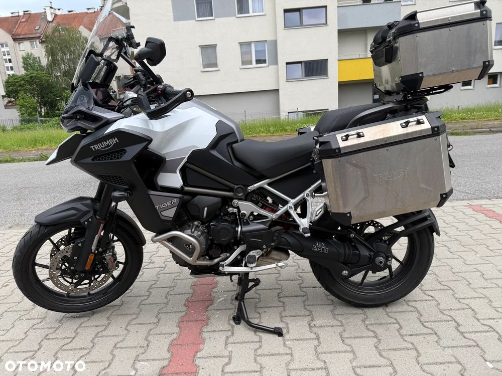 Triumph Tiger - 12