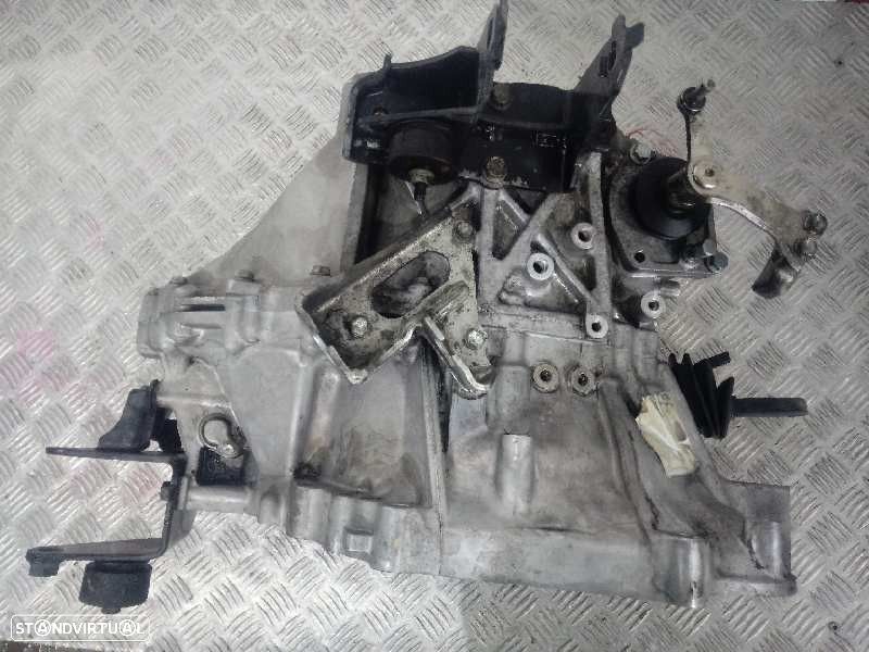CAIXA VELOCIDADES TOYOTA COROLLA VERSO 2006 - 3
