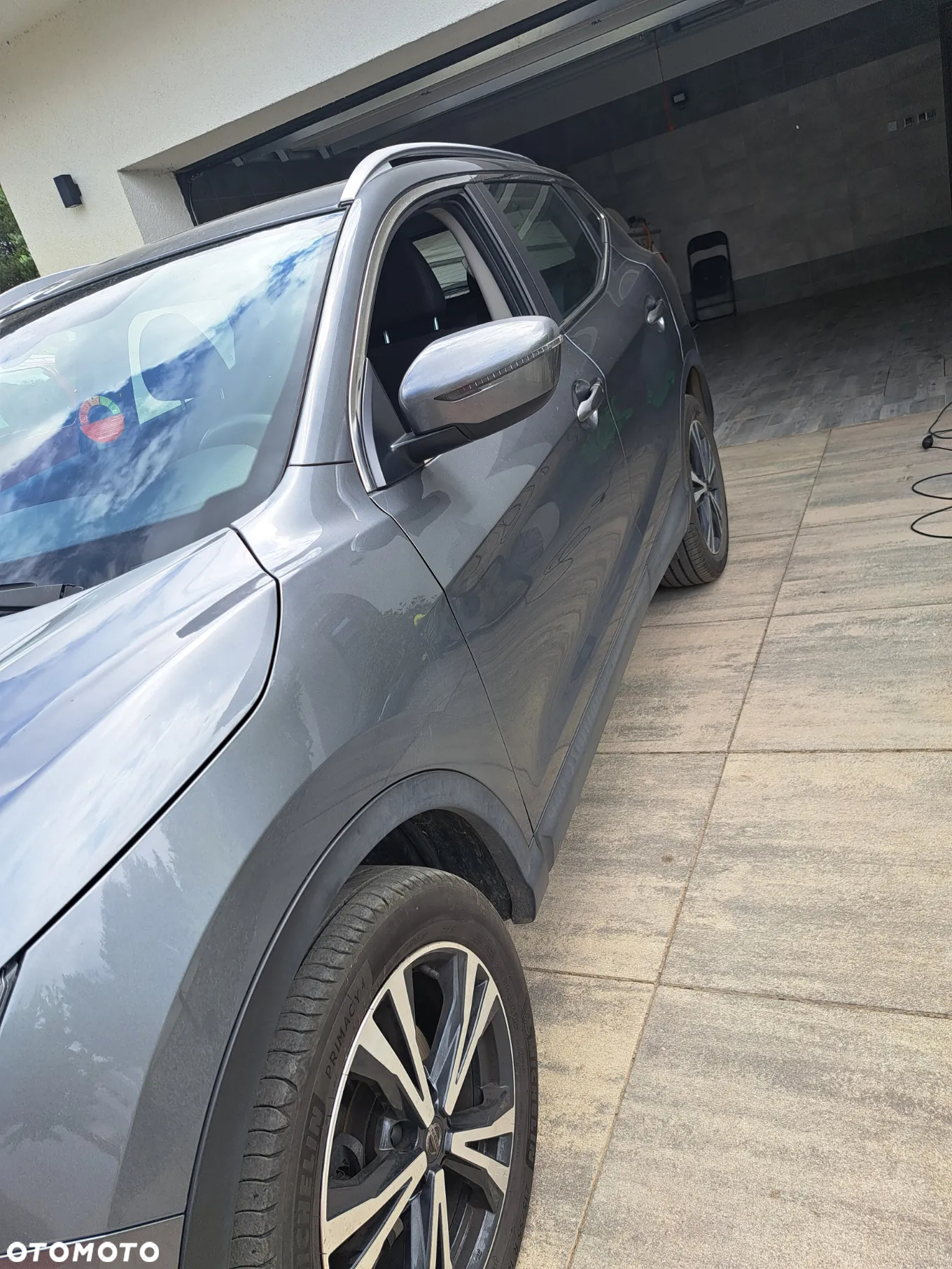 Nissan Qashqai - 2