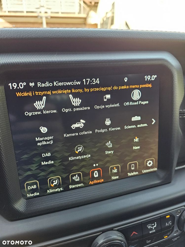 Jeep Wrangler Unlimited GME 2.0 Turbo Sahara - 25