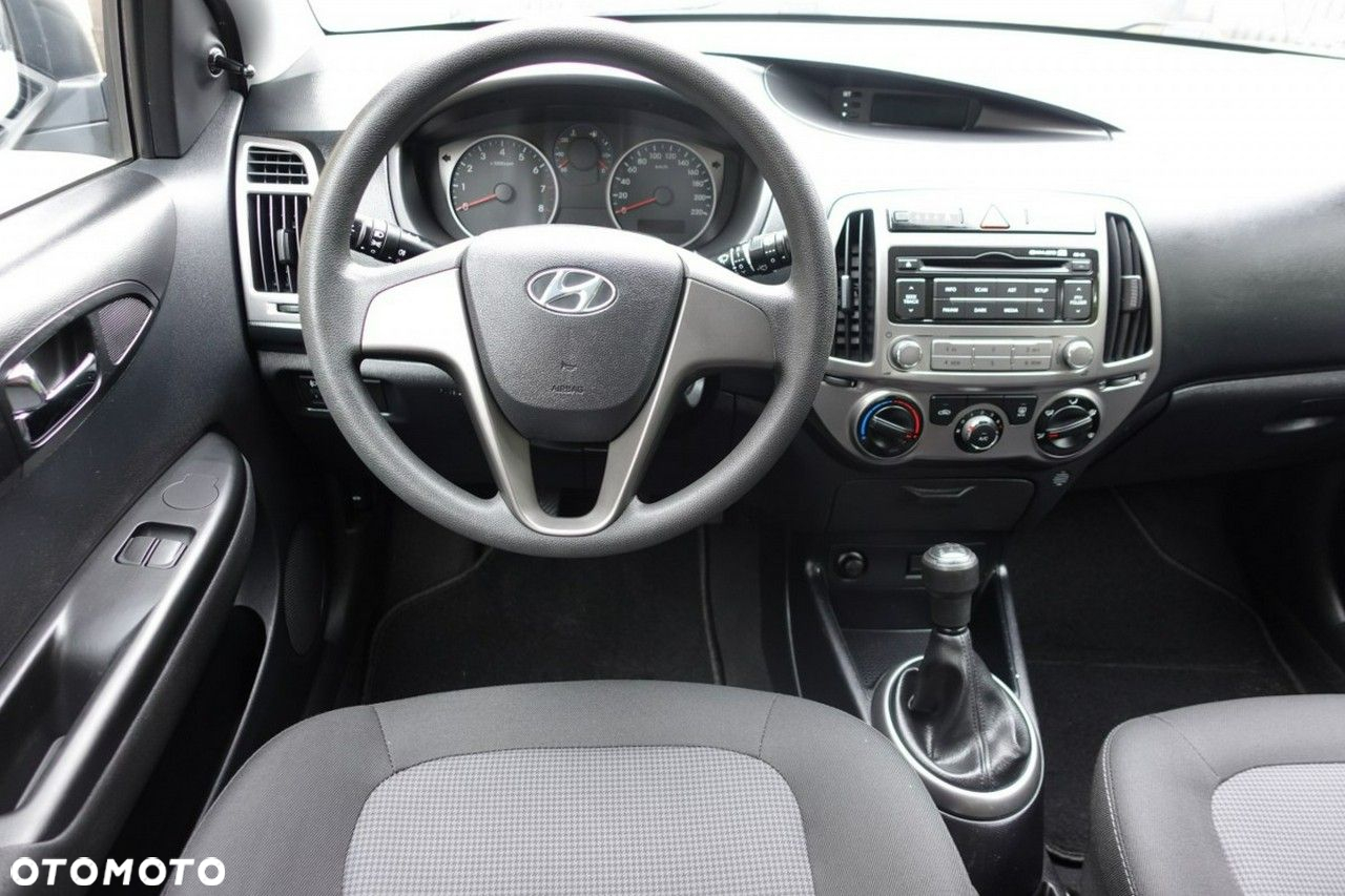 Hyundai i20 - 14