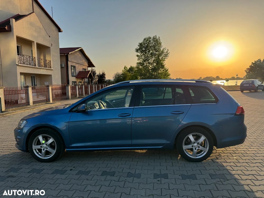Volkswagen Golf 2.0 TDI BlueMotion Technology DSG Edition - 3