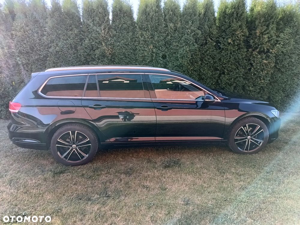 Volkswagen Passat 2.0 TDI SCR DSG Business - 2