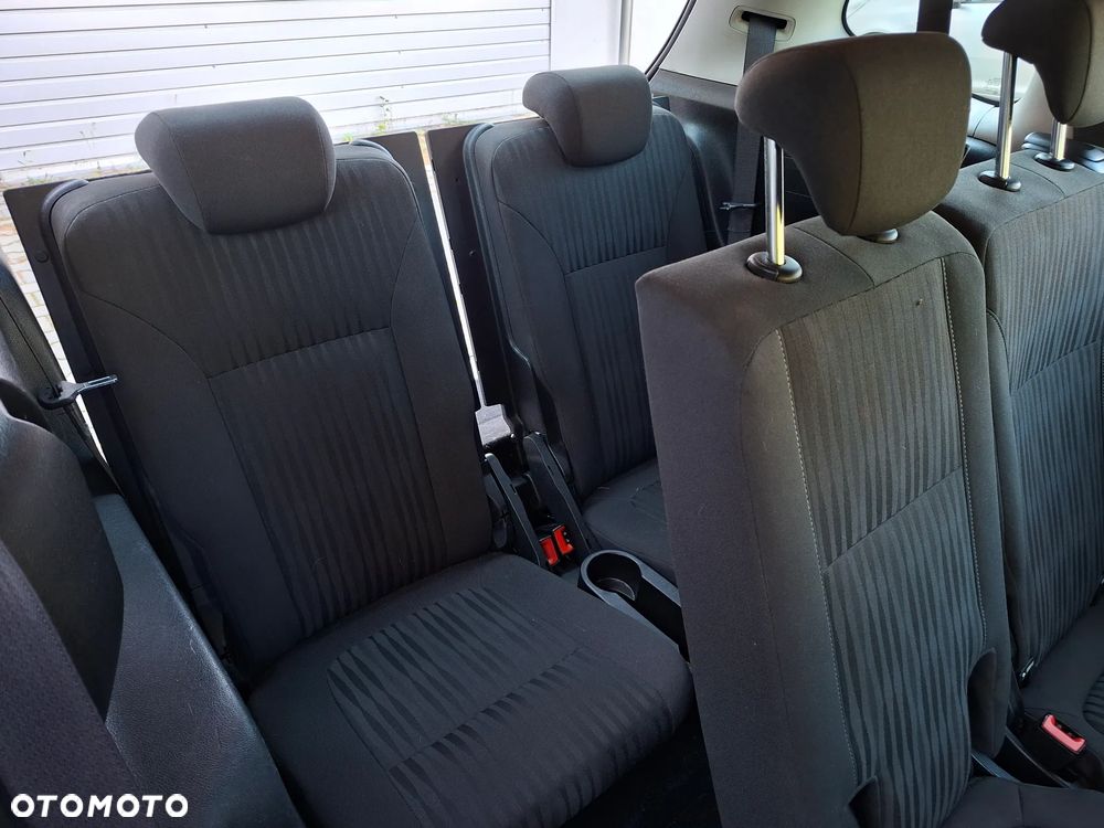 Opel Zafira - 18
