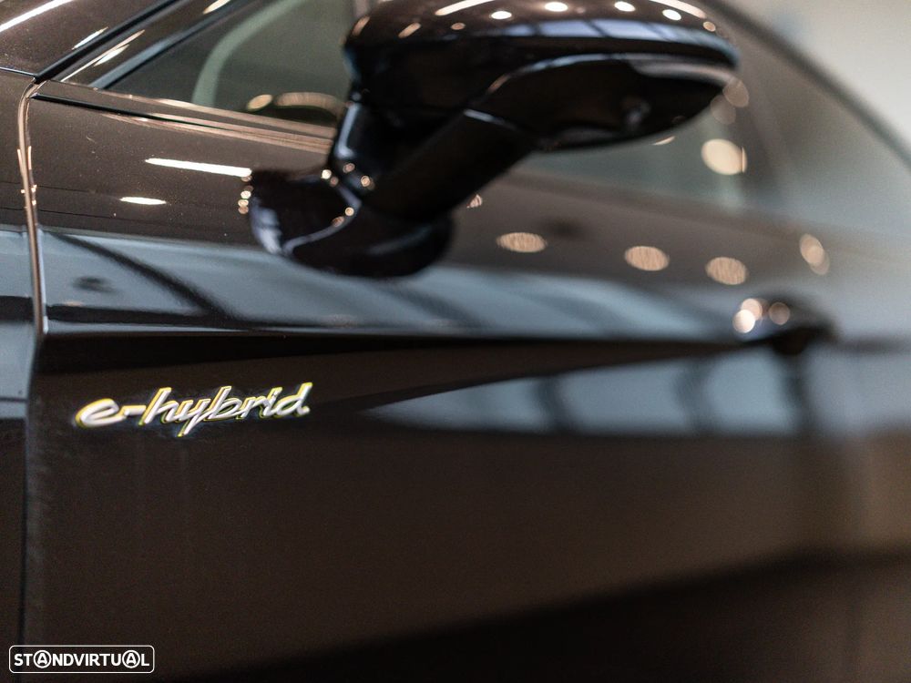 Porsche Panamera 4 E-Hybrid - 19