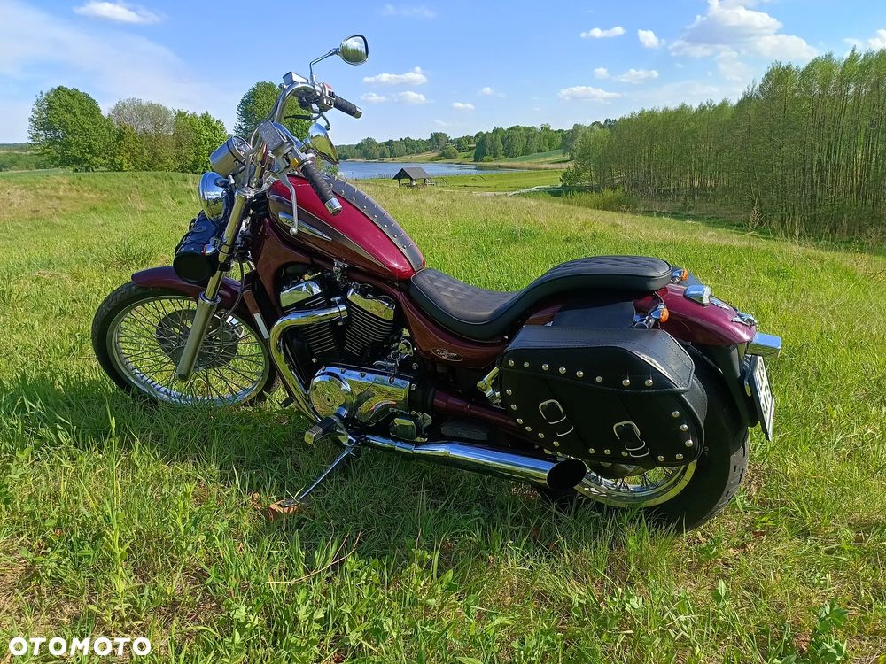 Suzuki Intruder - 1