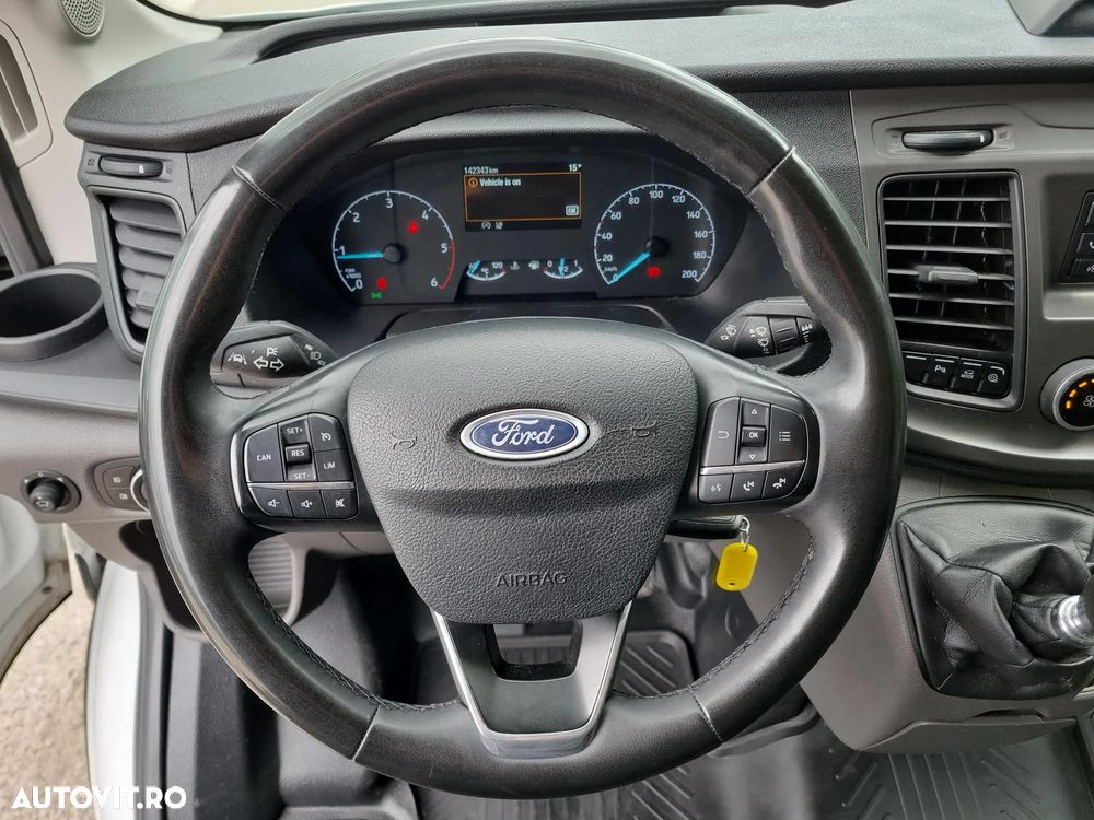 Ford Transit - 13