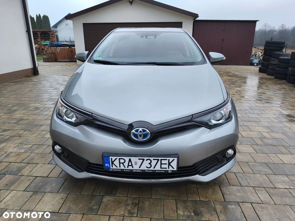 Toyota Auris - 11