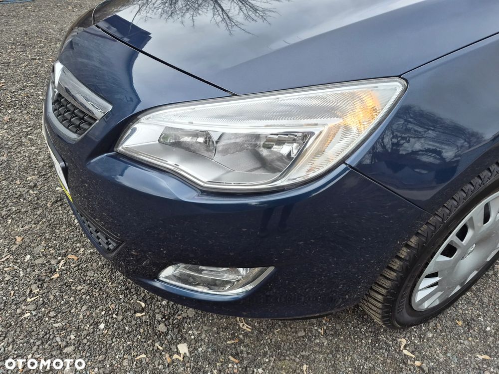 Opel Astra 1.4 T Enjoy - 4