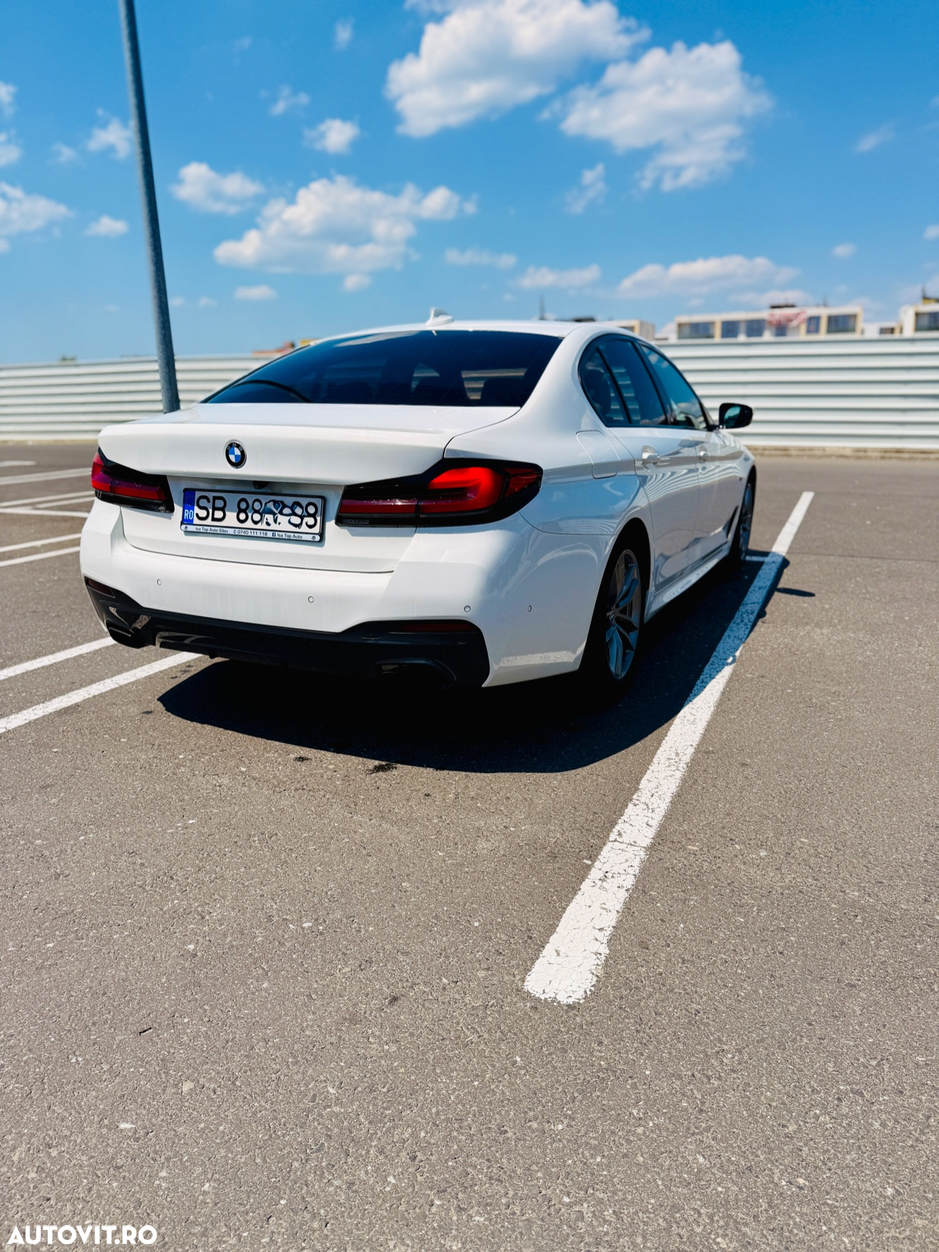 BMW Seria 5 530i xDrive AT MHEV - 5