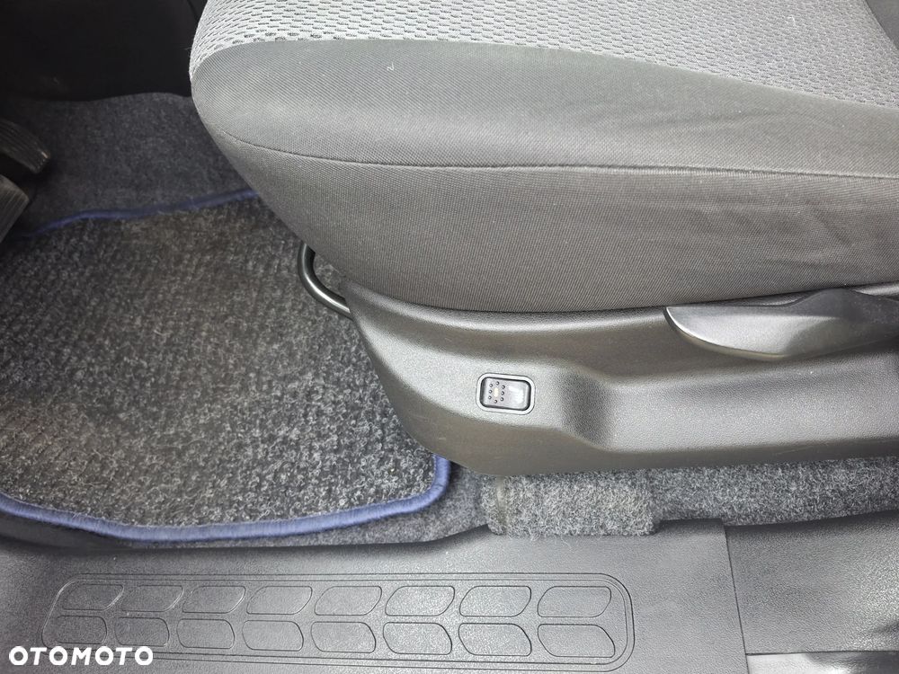 Fiat Doblo 1.6 16V Multijet Start&Stopp Dualogic Emotion Family - 18