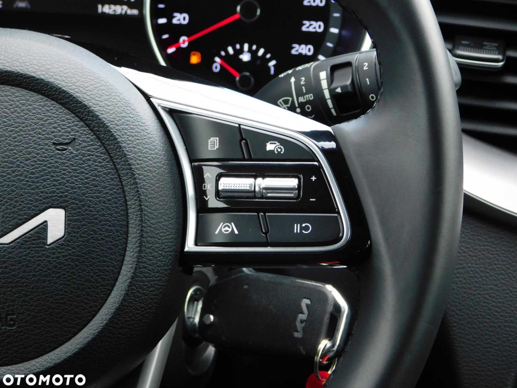 Kia XCeed - 15