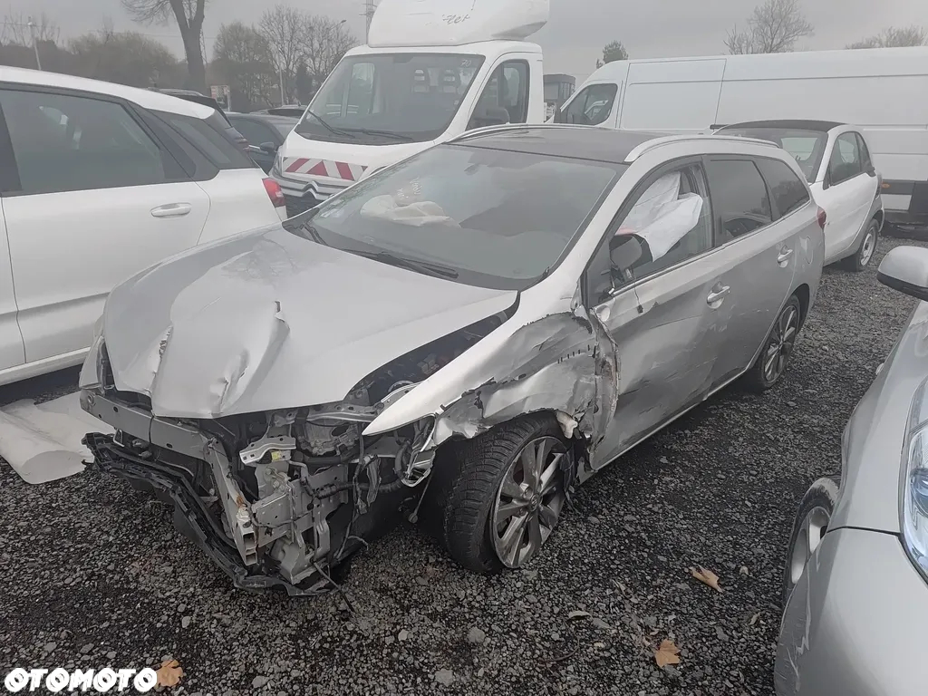 Toyota Auris 1.8 VVT-i Hybrid Automatik Comfort - 21