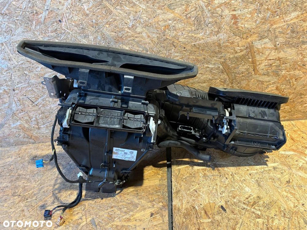 NAGRZEWNICA VW PASSAT B7 2.0 TDI 3C1820003ES CZ443160-7272 - 1