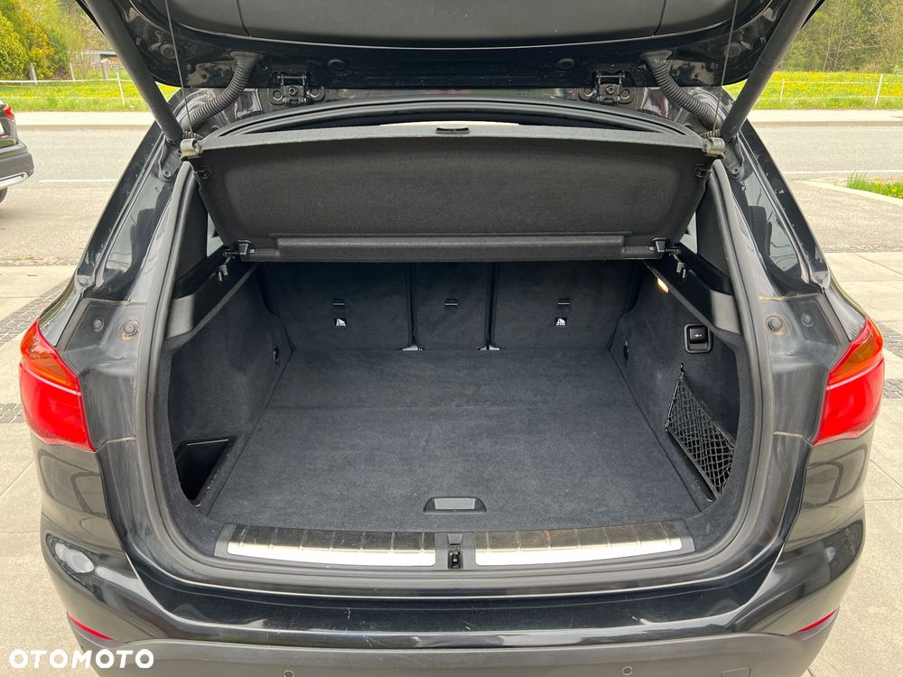 BMW X1 xDrive18d Sport Line - 29