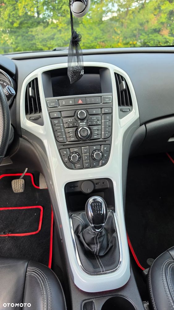 Opel Astra 1.6 T Sport - 8