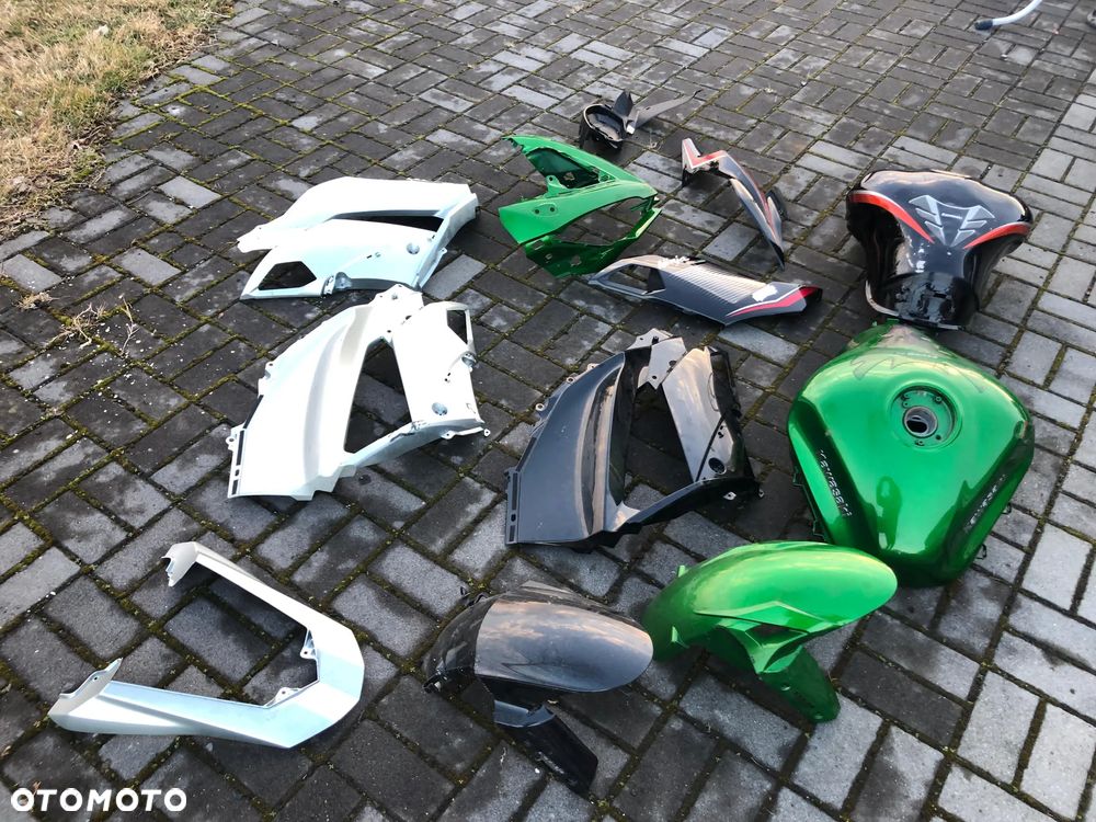 Kawasaki Ninja  Z  1000 SX zbiornik   bak bok  błotnik - 6