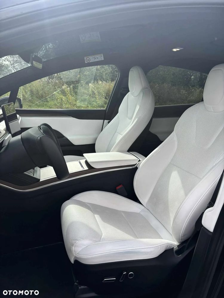 Tesla Model X Long Range AWD - 8