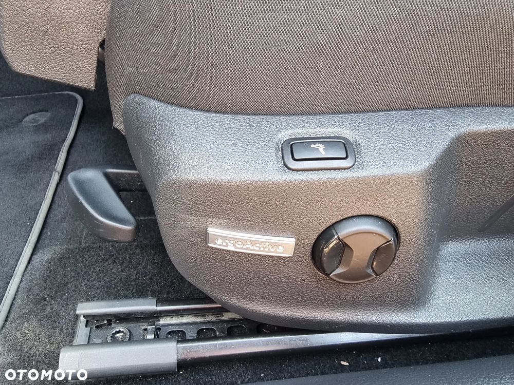Volkswagen Golf - 15