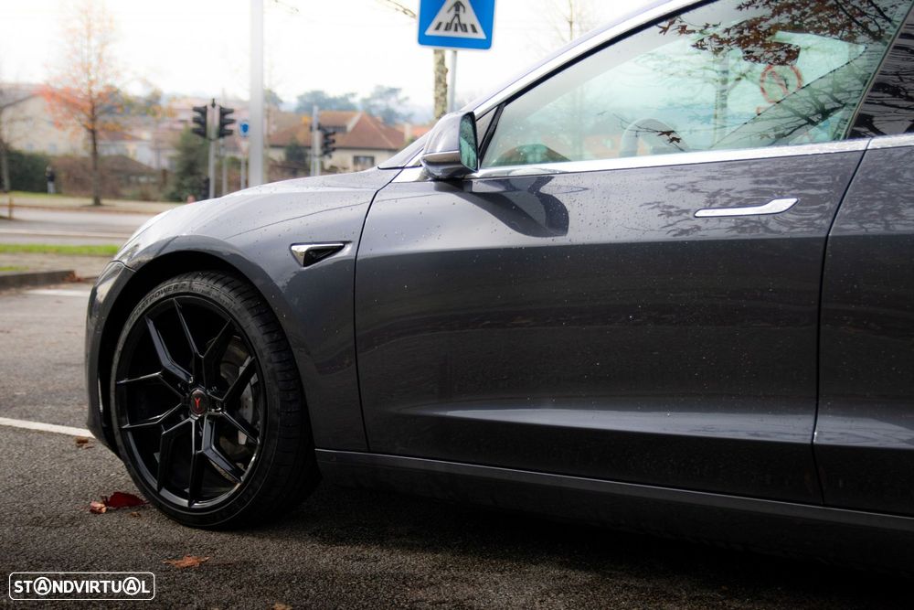 Tesla Model 3 Long-Range Dual Motor AWD - 58