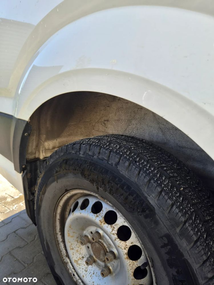 Volkswagen Crafter - 12