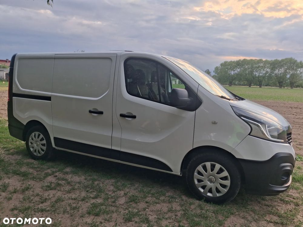 Renault Trafic - 10
