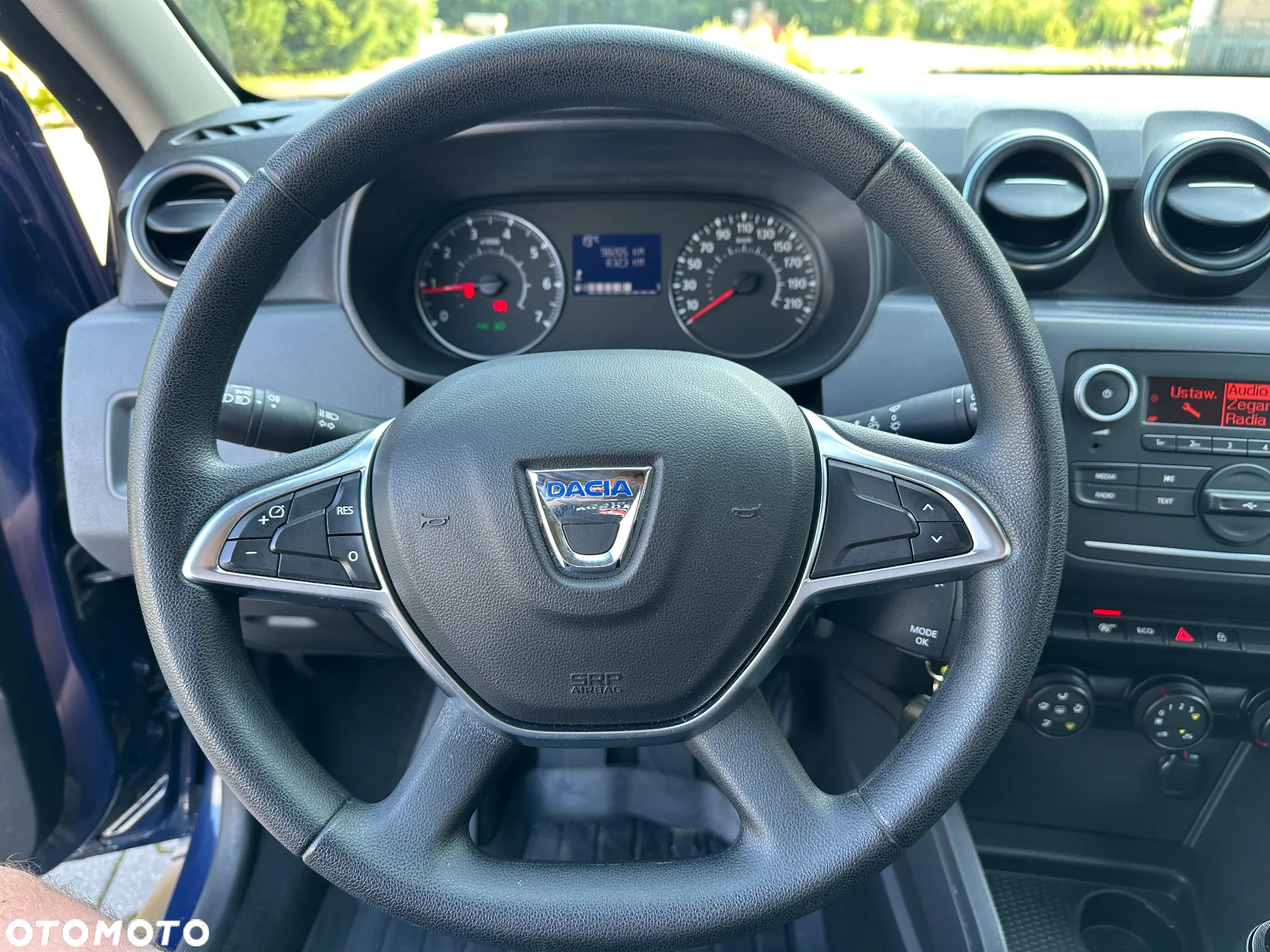 Dacia Duster 1.6 SCe Laureate S&S - 23