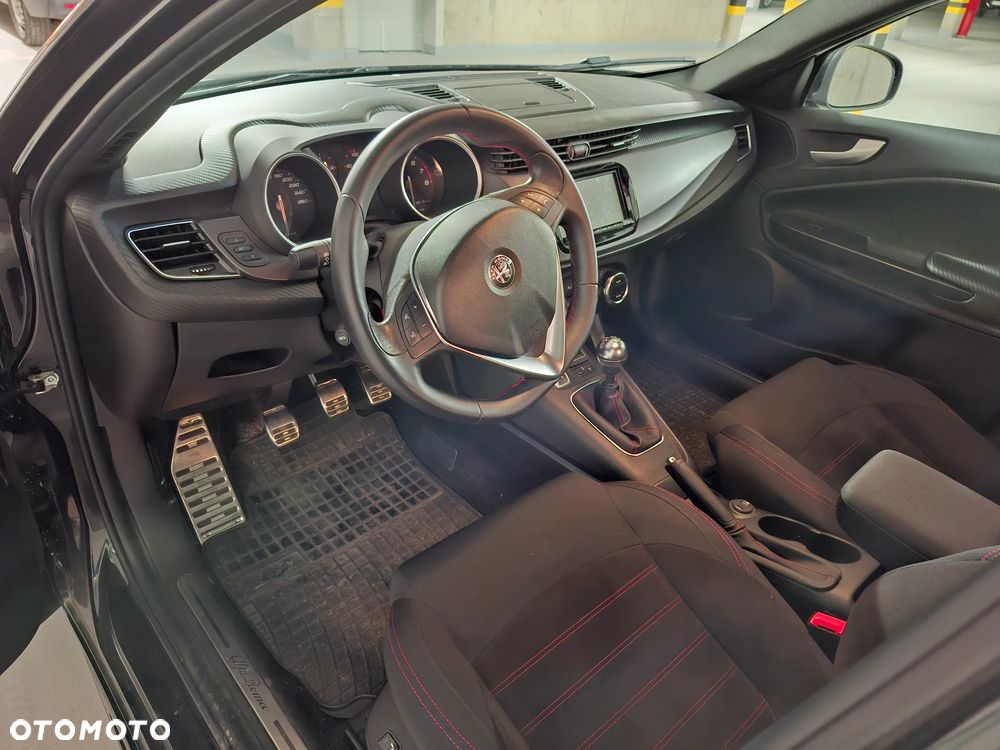 Alfa Romeo Giulietta 1.4 TB Sprint - 8