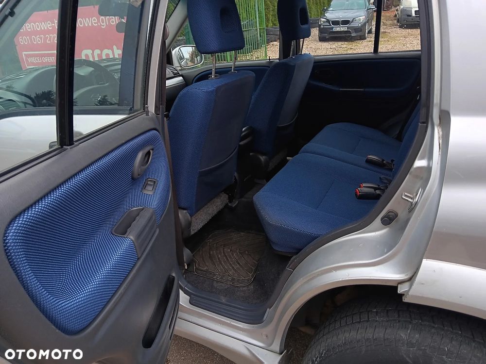 Suzuki Grand Vitara 2.0 TD Comfort Limited - 14