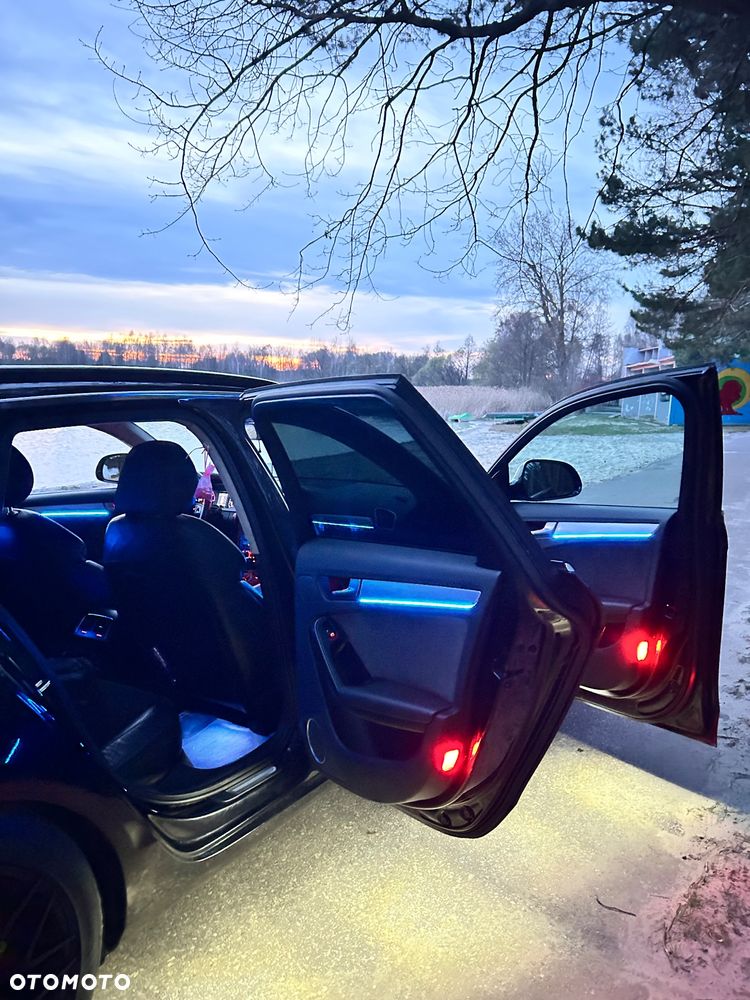 Audi A4 Avant 2.0 TDI - 8