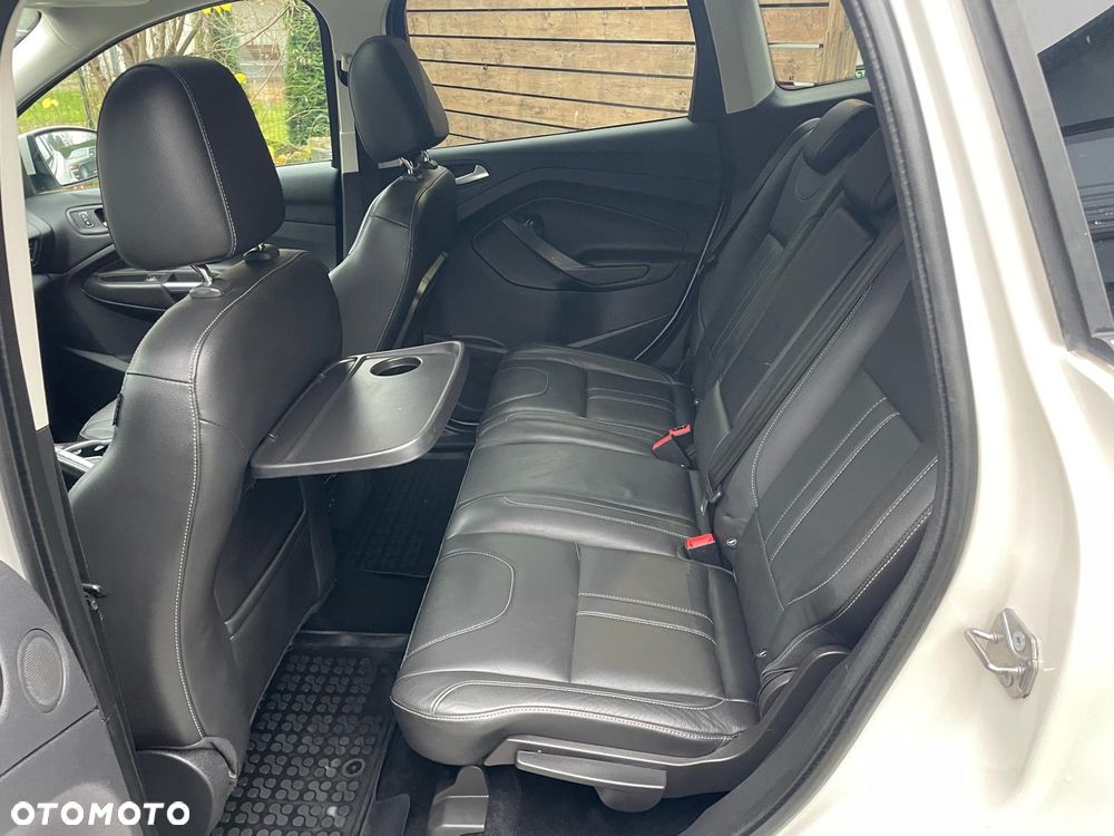 Ford Kuga 2.0 TDCi 4x4 ST-Line - 9