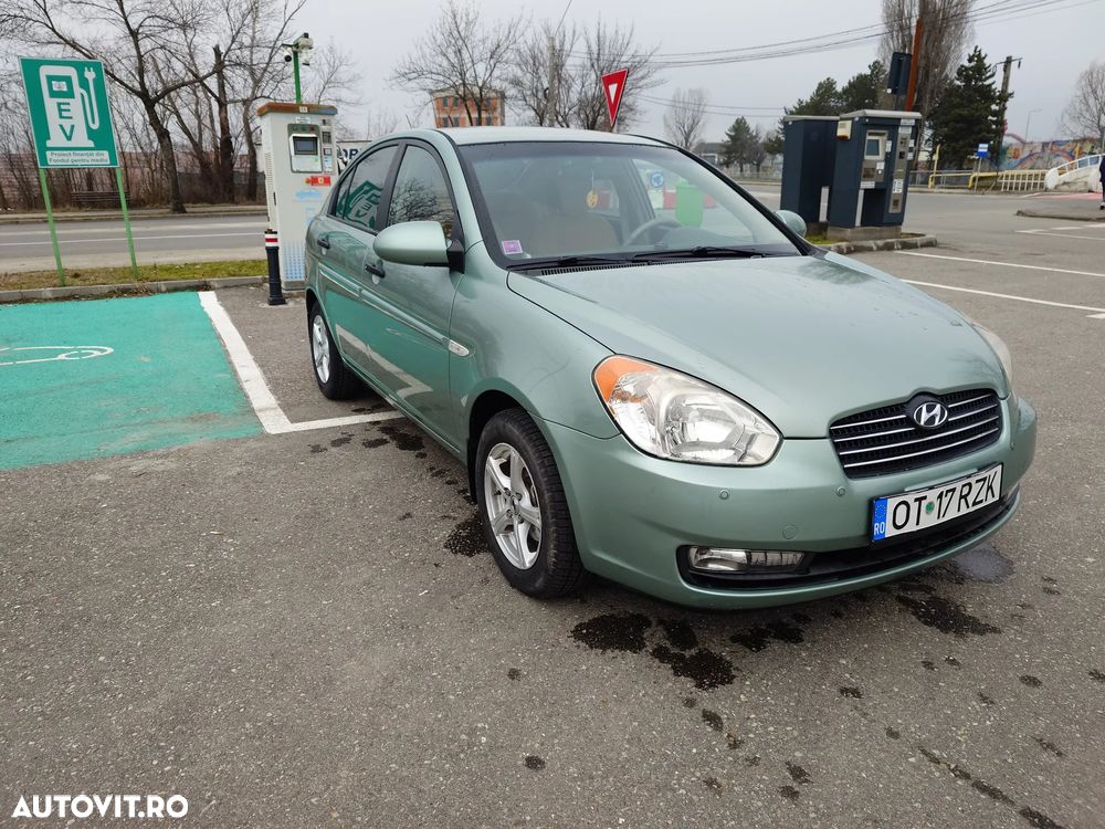 Hyundai Accent MC 1.5 CRDI GL - 2