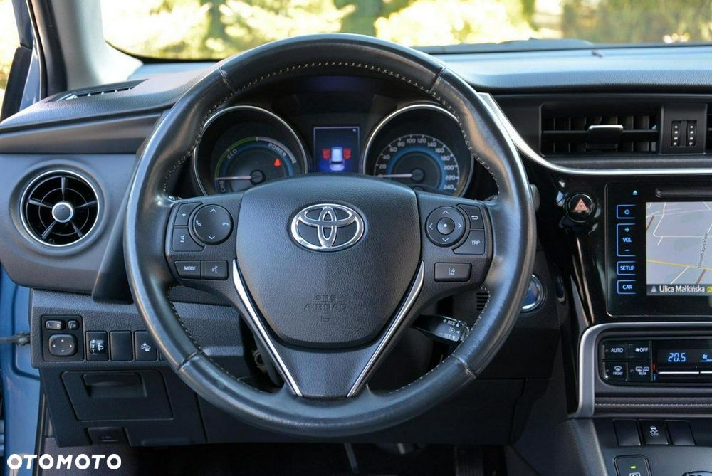 Toyota Auris Hybrid 135 Premium - 22