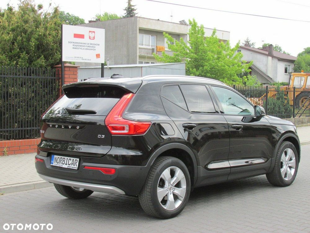 Volvo XC 40 D3 Momentum - 4