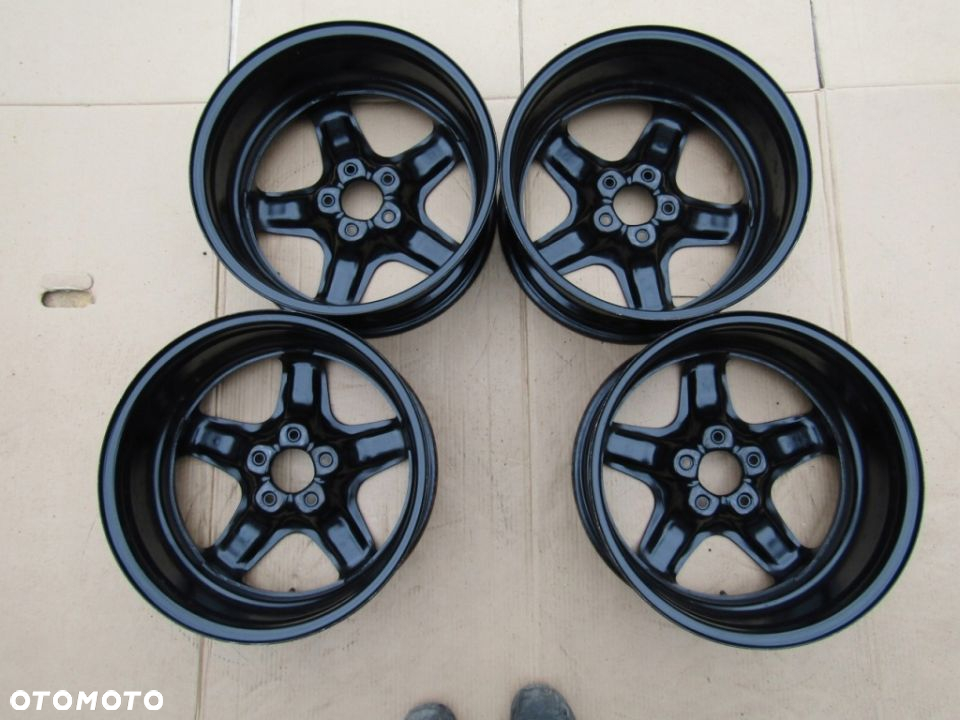 4x Felgi 17 Opel Astra J IV (diesel) Zafira C Insignia B II 7j 5x115 ET44 - 16
