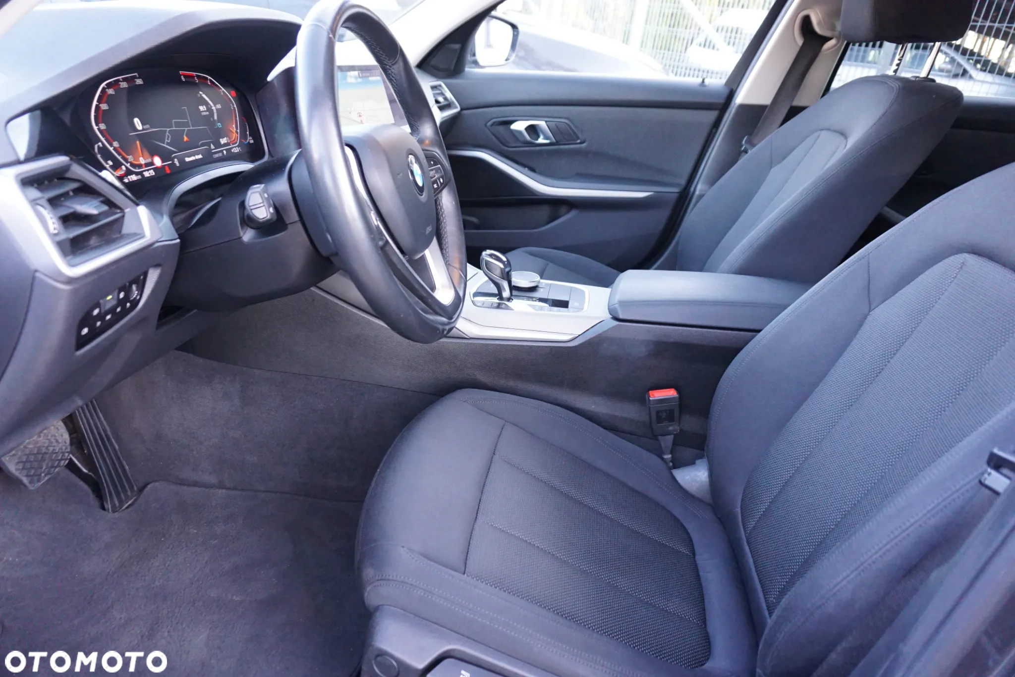 BMW Seria 3 320d Touring xDrive Sport Line - 10