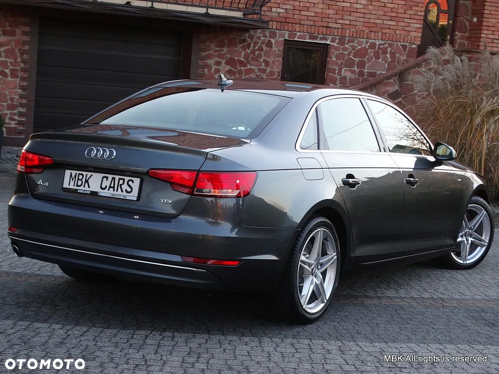 Audi A4 - 12