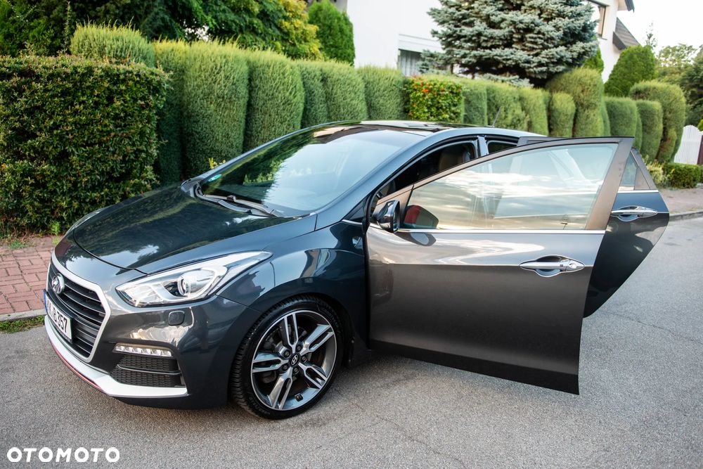 Hyundai i30 1.6 GDI Turbo Luxury - 15