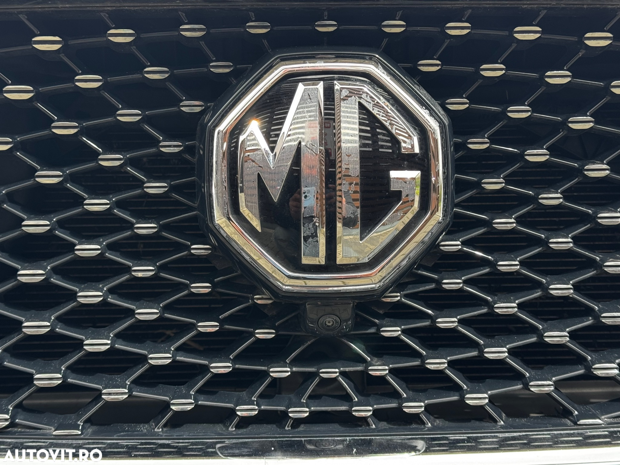 MG EHS 1.5T-GDI PHEV Luxury - 32