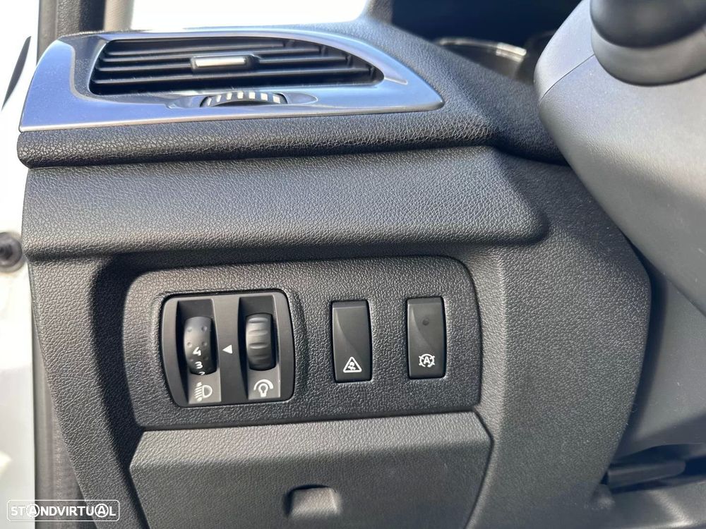 Renault Mégane Sport Tourer 1.5 dCi GT Line - 11