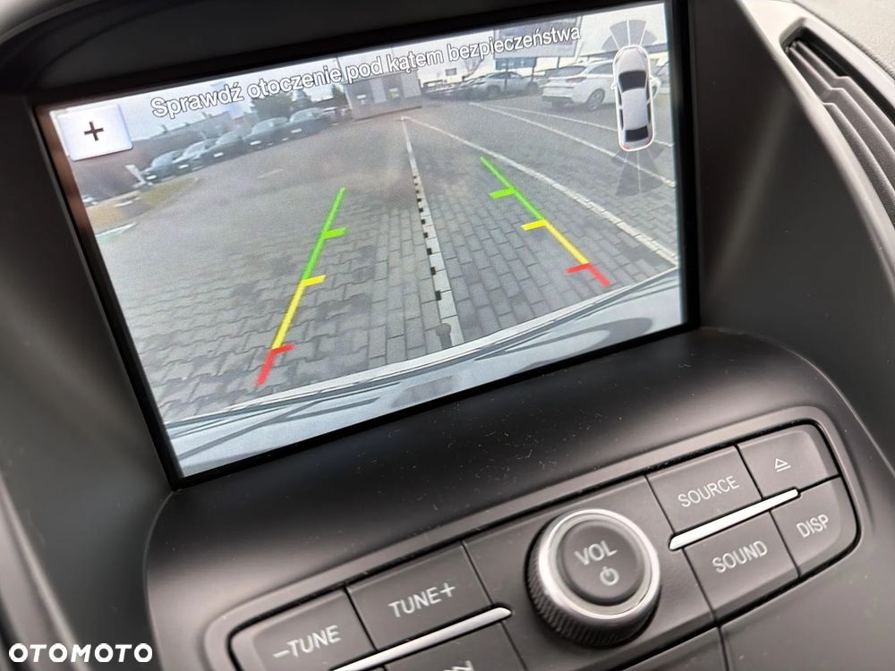 Ford Kuga - 13