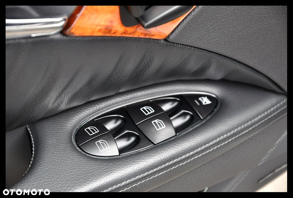 Mercedes-Benz Klasa E 500 T Avantgarde - 39