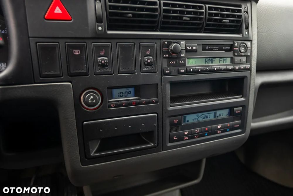 Volkswagen Multivan ver-2-0-tdi-highline-dsg - 29