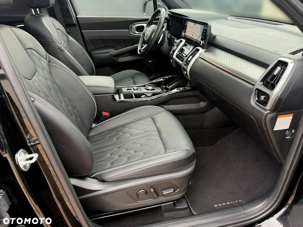 Kia Sorento - 25