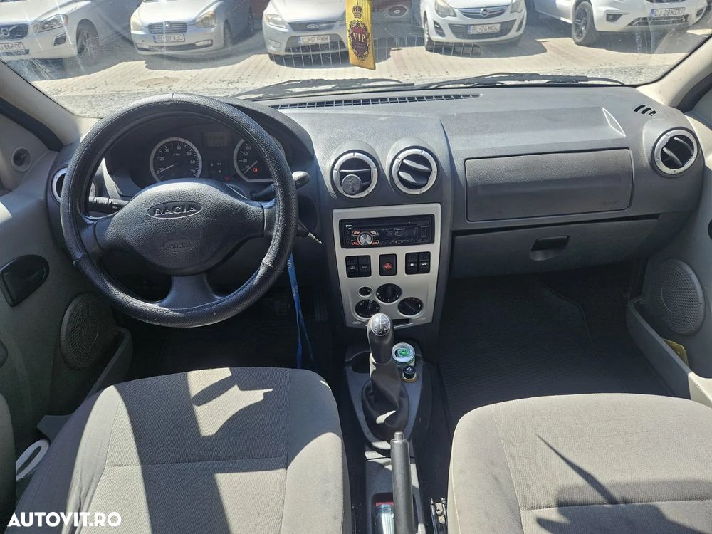 Dacia Logan - 10