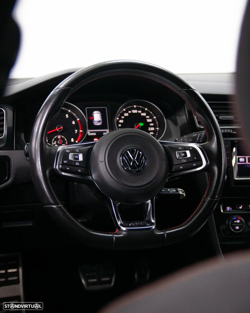 VW Golf 2.0 TSi GTi DSG Performance - 21