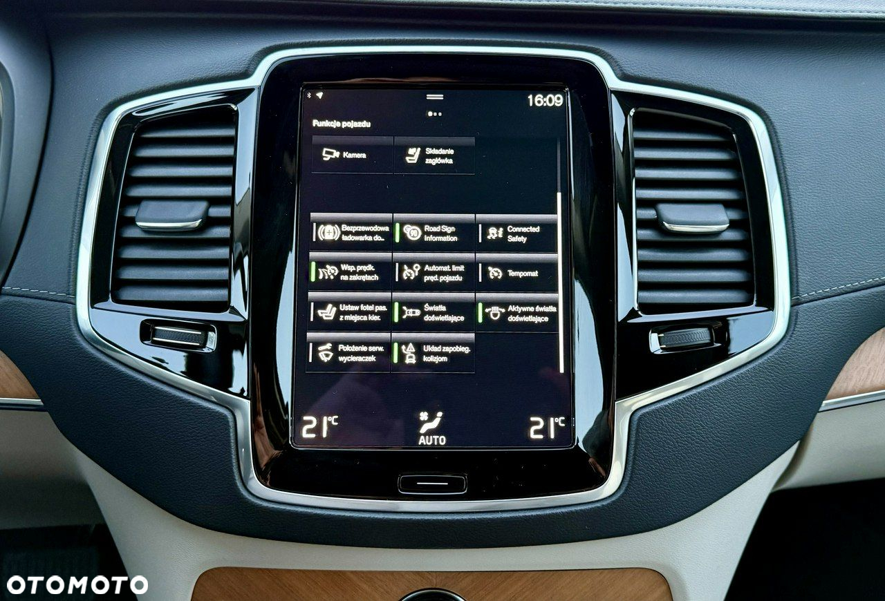 Volvo XC 90 B5 D AWD Geartronic Inscription - 26