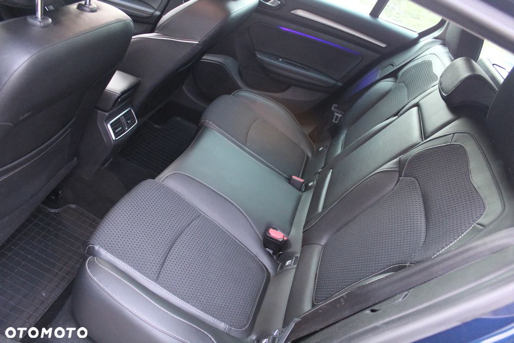 Renault Megane 1.2 16V TCe Energy Bose - 19