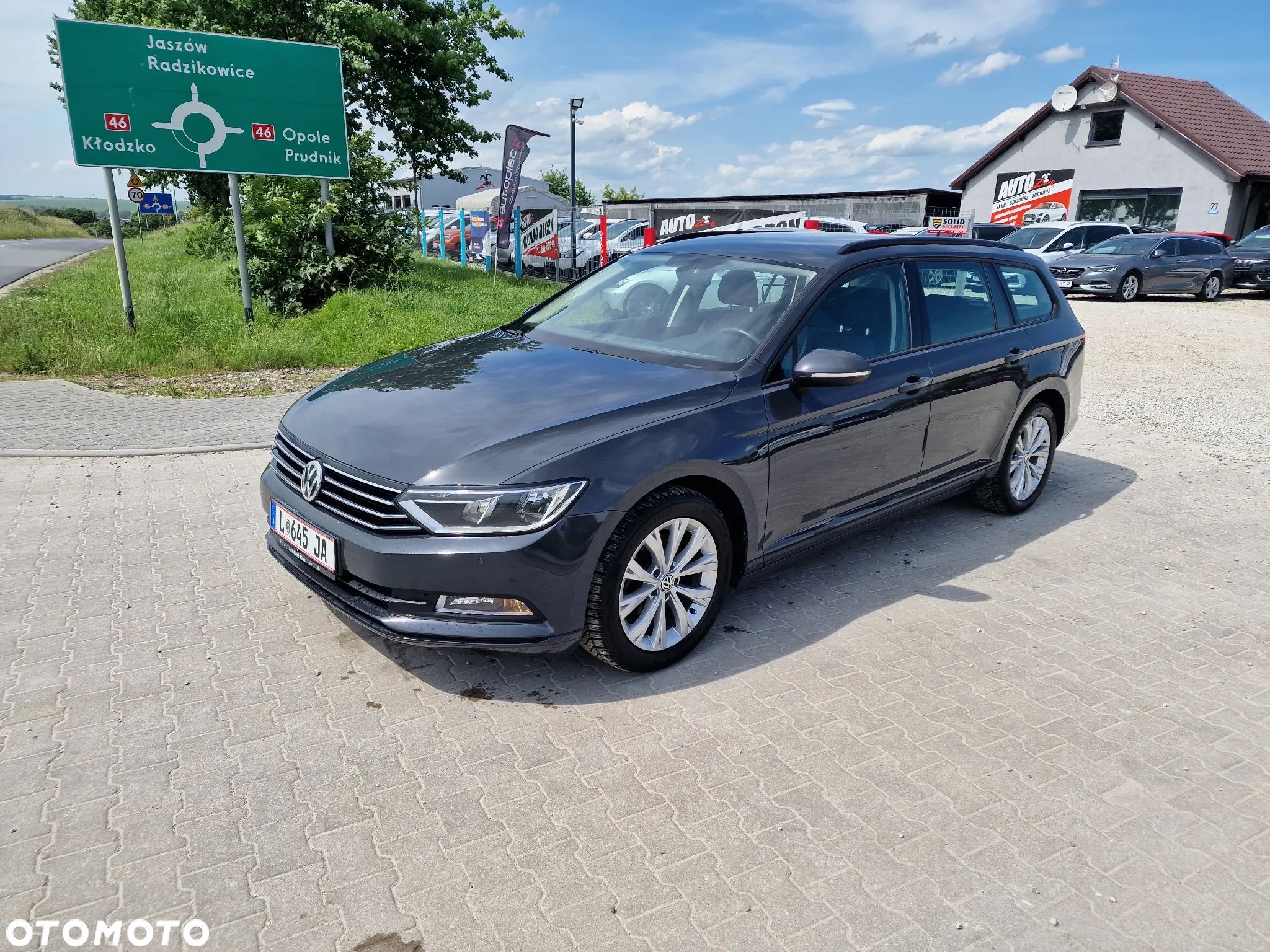 Volkswagen Passat Variant 1.6 TDI (BlueMotion Technology) DSG Comfortline - 1
